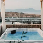 Zen Luxury فيلة لينثوس