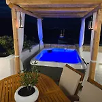 Zen Luxury Villa *